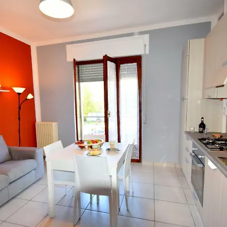 Feriehus Comfortable Holiday In Close To Lake